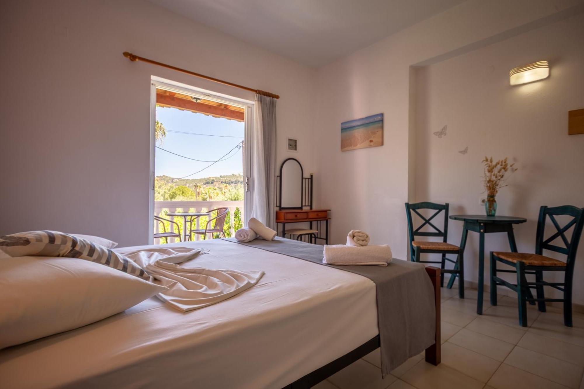 Kyprianos Apart otel Keri Dış mekan fotoğraf